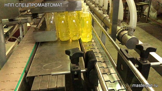 Автоматический розлив гелеобразного мыла, шампуней, моющих средств и т.д. в ПЭТ тару
повышенной производительности.